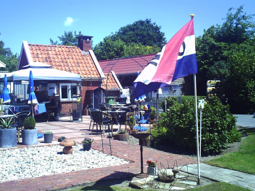Hotel De Waalehof Jipsinghuizen Exteriör bild
