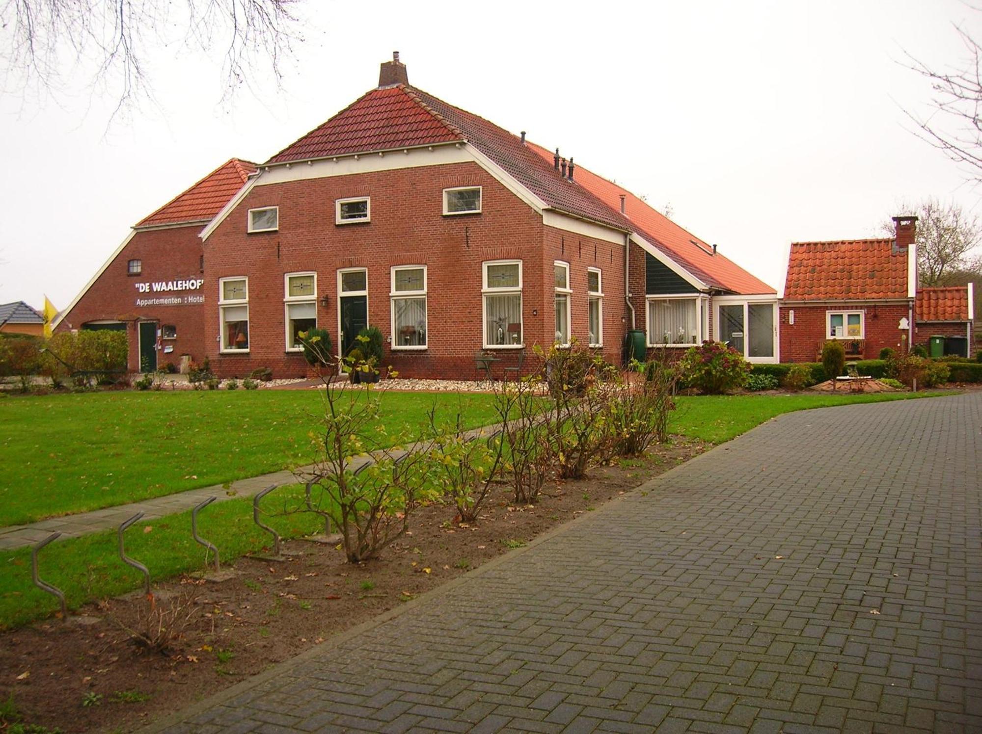 Hotel De Waalehof Jipsinghuizen Exteriör bild