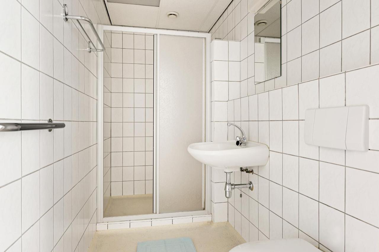 Hotel De Waalehof Jipsinghuizen Exteriör bild